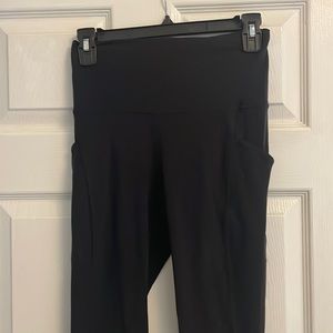 Lululemon size 6 align 25inch pants with pockets